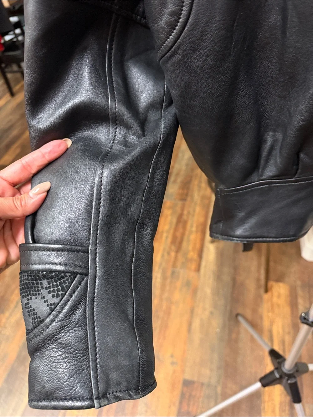 Vintage 80s Pelle Cuir Black Leather Jacket Batwing Avant-Garde M